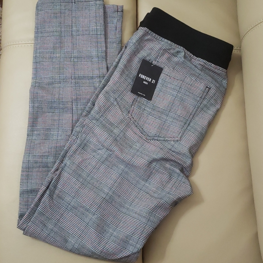NWT Men's woven pants Forever 21